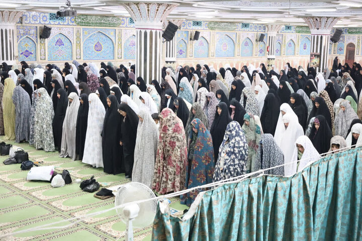 تصاویر/ نماز عبادی سیاسی جمعه در شهرکرد