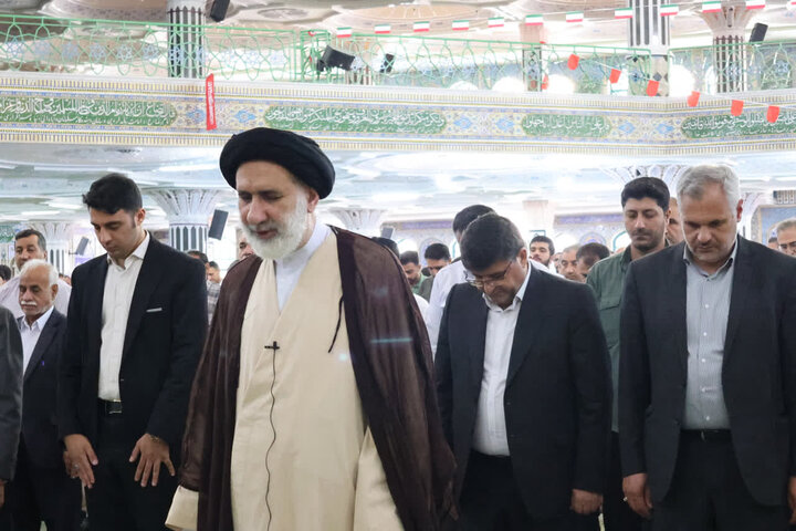 تصاویر/ نماز عبادی سیاسی جمعه در شهرکرد