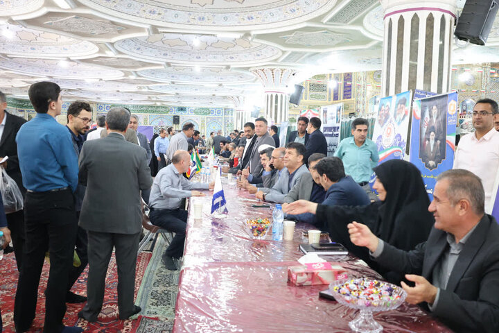 تصاویر/ نماز عبادی سیاسی جمعه در شهرکرد