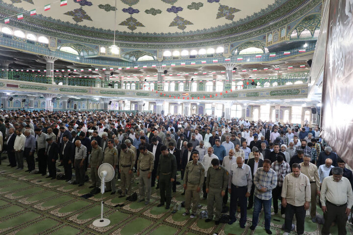 تصاویر/ نماز عبادی سیاسی جمعه در شهرکرد