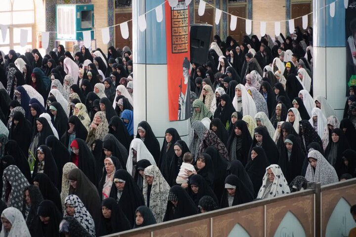 تصاویر/ اقامه نمازجمعه شهر کرمان