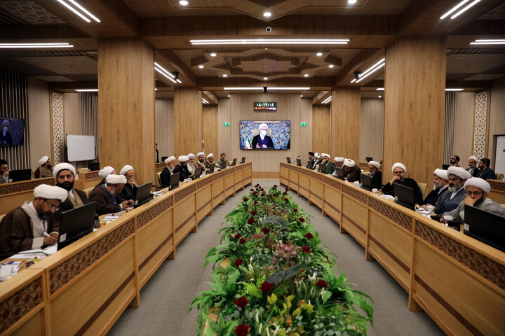 تصاویر/جمع بندی کمسیون های اجلاسیه مدیران حوزه های علمیه استان ها و معاونان و مدیران ستادی