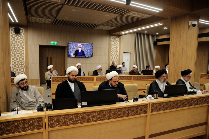 تصاویر/جمع بندی کمسیون های اجلاسیه مدیران حوزه های علمیه استان ها و معاونان و مدیران ستادی