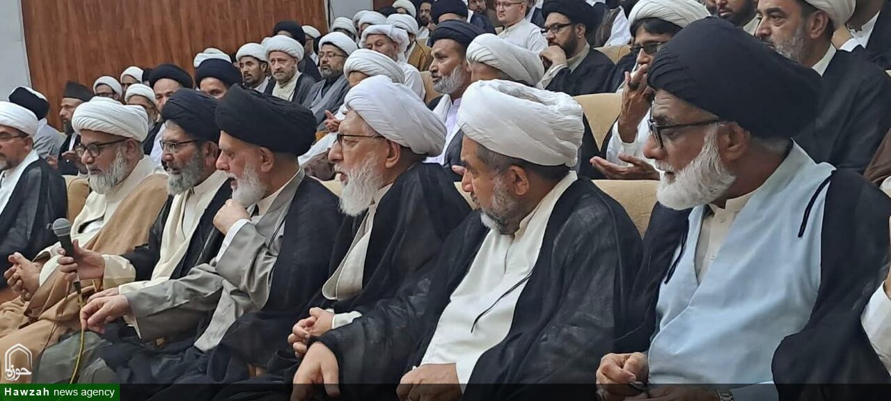 عصرِ حاضر کے چیلنجز کا مقابلہ علمی بصیرت، فکری پختگی اور قرآن و اہلِ بیتؑ سے وابستگی سے ممکن ہے: سید احمد اشکوری