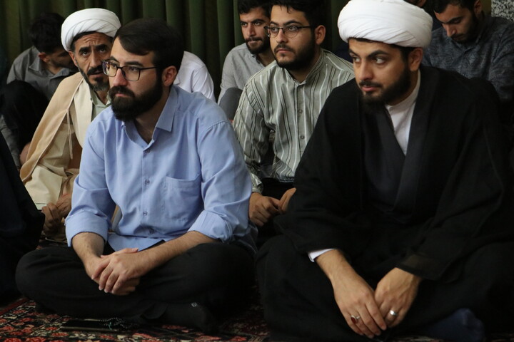 تصاویر/ درس اخلاق آیت الله موسوی اصفهانی در مسجد مدرسه علمیه آیت الله آخوند (ره)