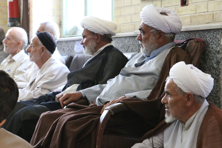 تصاویر/ درس اخلاق آیت الله موسوی اصفهانی در مسجد مدرسه علمیه آیت الله آخوند (ره)