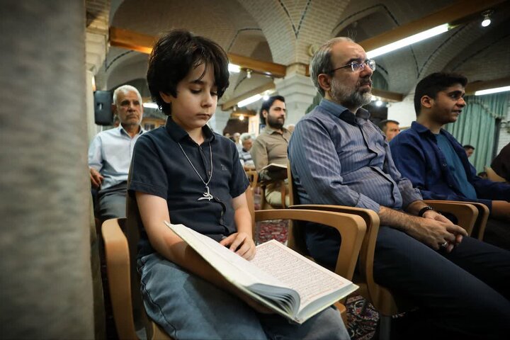 تصاویر /  دیدار امام جمعه قزوین در  جمع مجمع قاریان اهل‌بیت (علیهم السلام ) استان قزوین