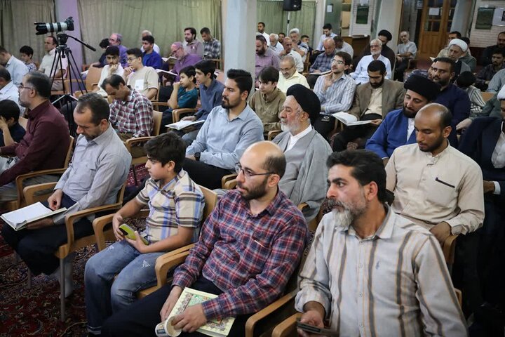 تصاویر /  دیدار امام جمعه قزوین در  جمع مجمع قاریان اهل‌بیت (علیهم السلام ) استان قزوین
