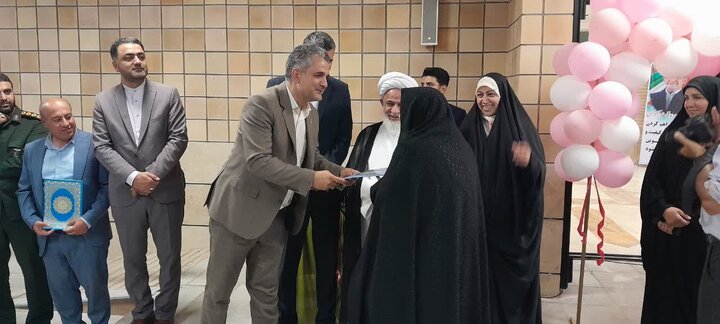 تصاویر / تجلیل از خیرین مدرسه ساز توسط امام جمعه آبیک