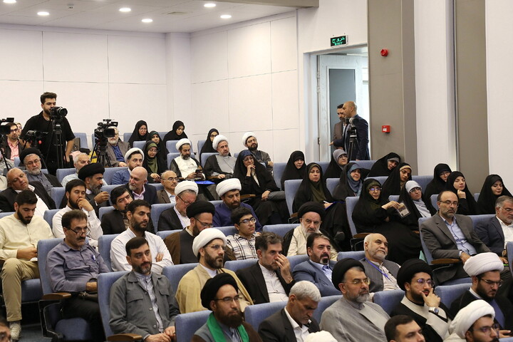 تصاویر/ بخش علمی چهلمین کنفرانس بین‌المللی وحدت اسلامی در قم