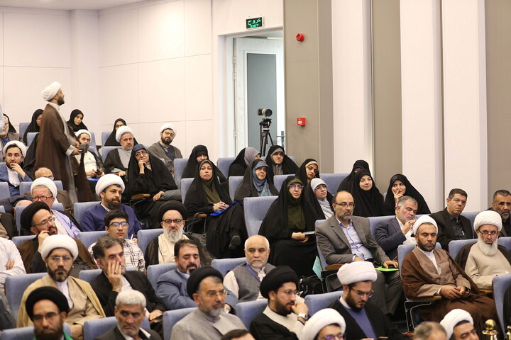 تصاویر/ بخش علمی چهلمین کنفرانس بین‌المللی وحدت اسلامی در قم