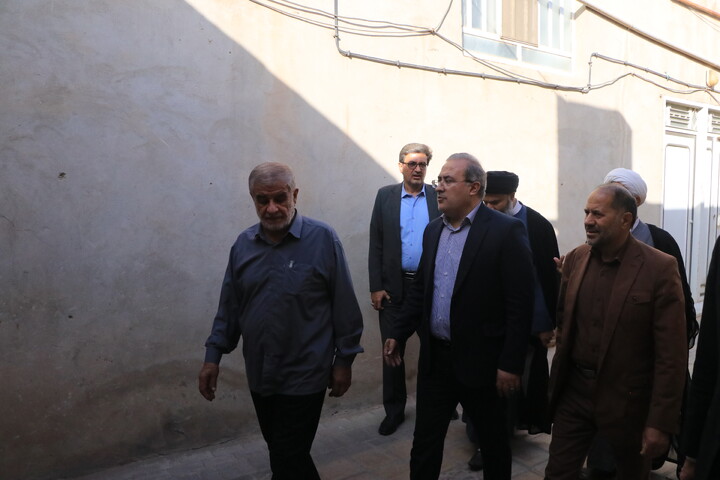تصاویر/ بازدید رئیس کمیسیون امور داخلی کشور از مدارس علمیه یزد