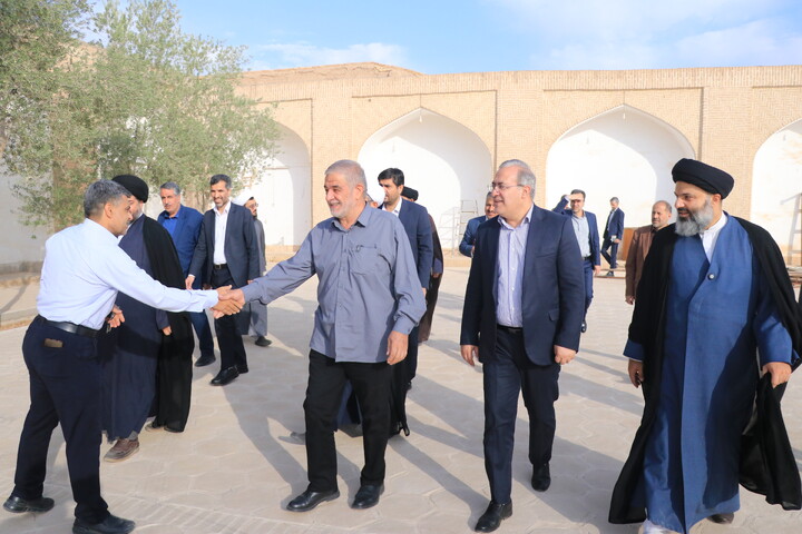 تصاویر/ بازدید رئیس کمیسیون امور داخلی کشور از مدارس علمیه یزد