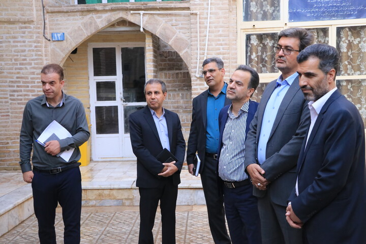 تصاویر/ بازدید رئیس کمیسیون امور داخلی کشور از مدارس علمیه یزد