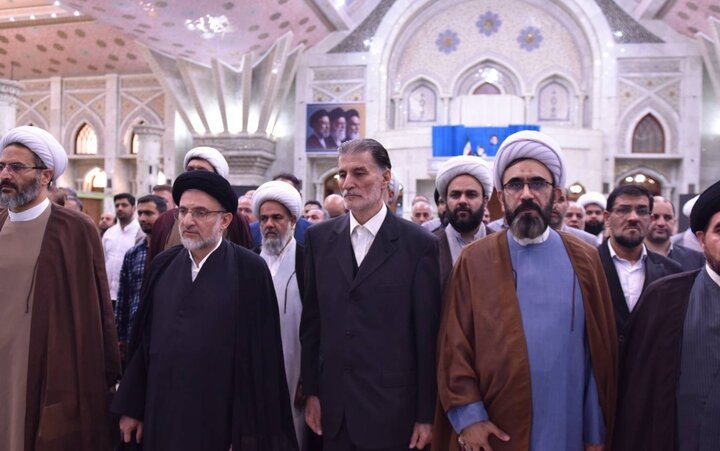 تصاویر/ تجدید میثاق مسئولان سازمان اوقاف با آرمان‌های امام راحل(ره)