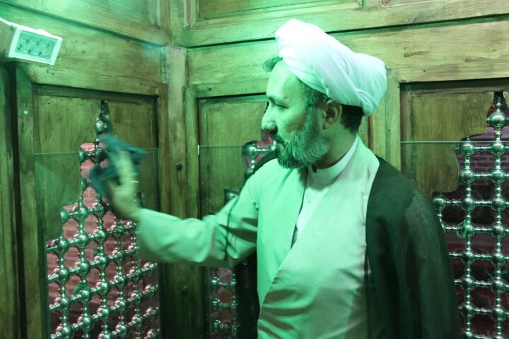 تصاویر /  آیین معنوی غبارروبی آستان مقدس امامزاده سید ابراهیم (ع) تبریز