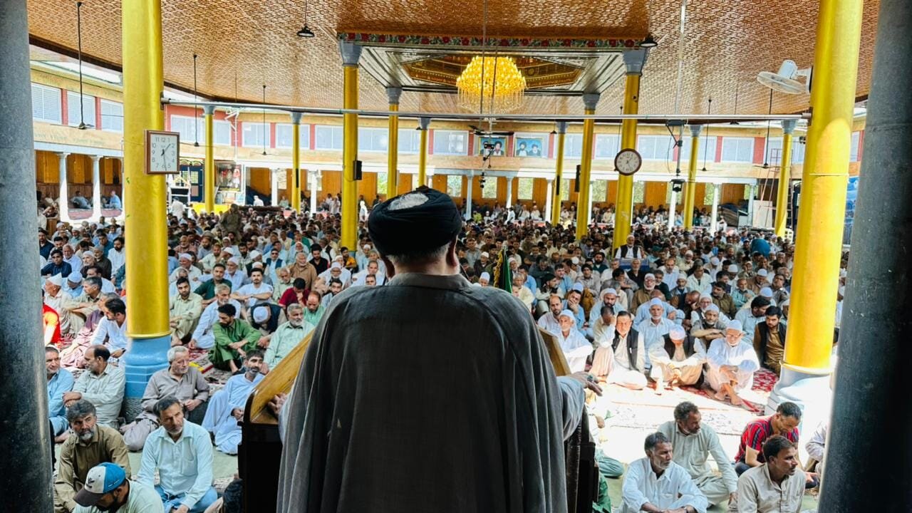 آغا سید حسن موسوی کا خطبۂ جمعہ میں مسلم اتحاد، اخلاقی کردار اور قومی عزم پر زور