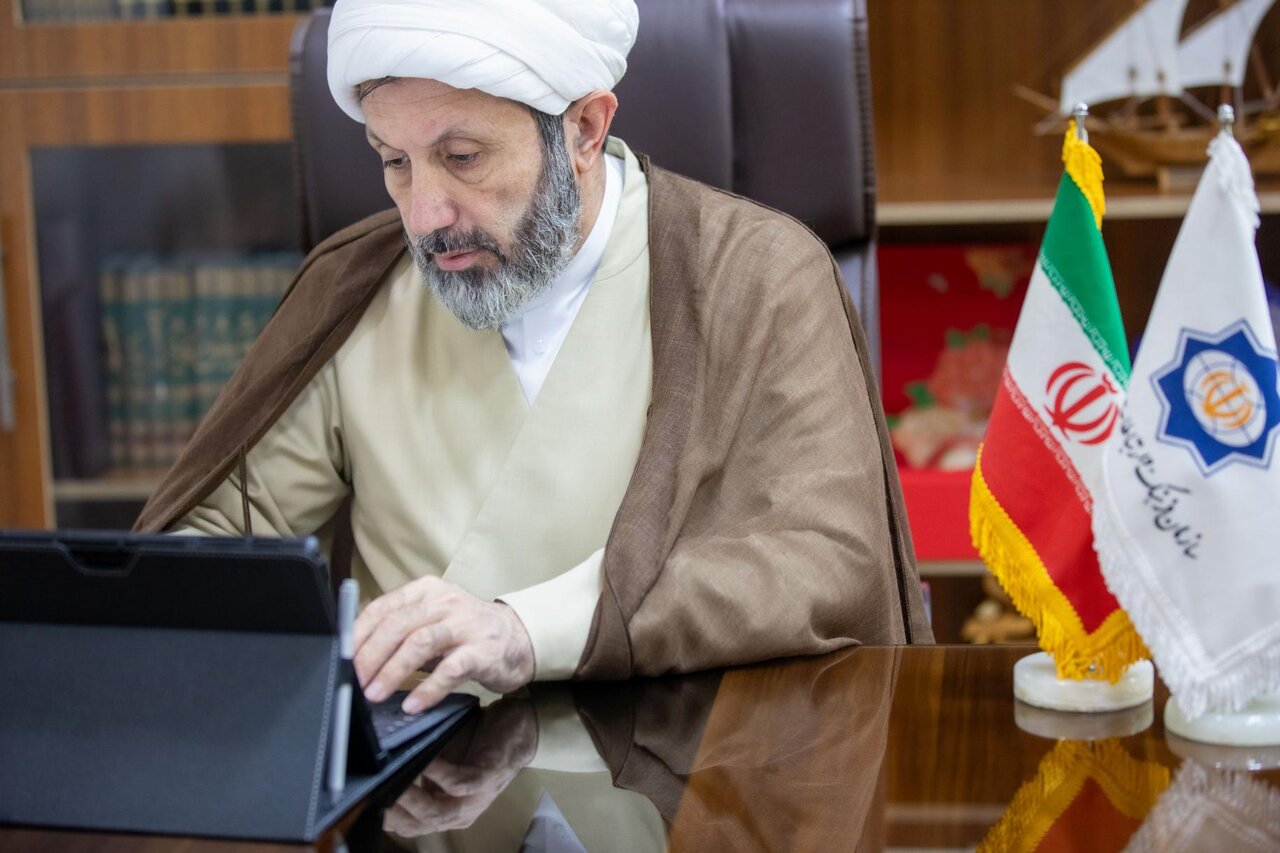 لزوم برخورد دقیق علمای ادیان الهی در برابر هوش مصنوعی