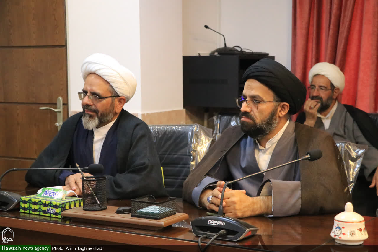 نماینده مردم شریف یزد در مجلس شورای اسلامی و حجت‌الاسلام والمسلمین سید حسين حسینی مدیر حوزه علمیه استان یزد