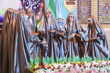 تصاویر/ جشن بزرگ امت احمد(ص) در جزیزه قشم