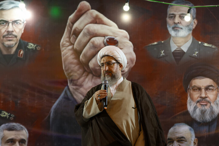 تصاویر | جشن میلاد با سعادت حضرت محمد مصطفی (ص) و امام جعفر صادق (ع) در میدان ائل‌گلی تبریز