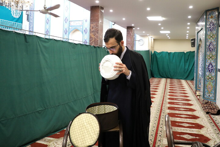 تصاویر/ مراسم عمامه گذاری طلاب توسط آیت الله العظمی مکارم شیرازی