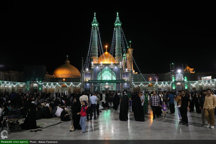 Photos/ Qom s’illumine sous les lumières de la naissance du Prophète de l’islam (SAWA)