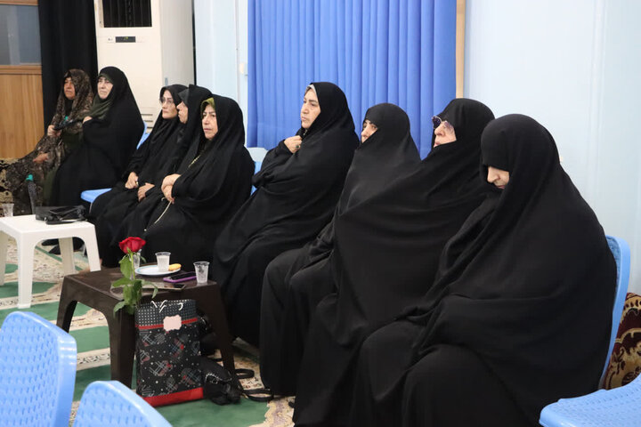 تصاویر/ مراسم جشن میلاد پیامبر اکرم (ص) و امام جعفر صادق (ع) با حضور نماینده ولی فقیه در استان
