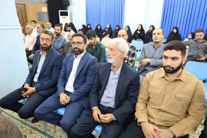 تصاویر/ مراسم جشن میلاد پیامبر اکرم (ص) و امام جعفر صادق (ع) با حضور نماینده ولی فقیه در استان