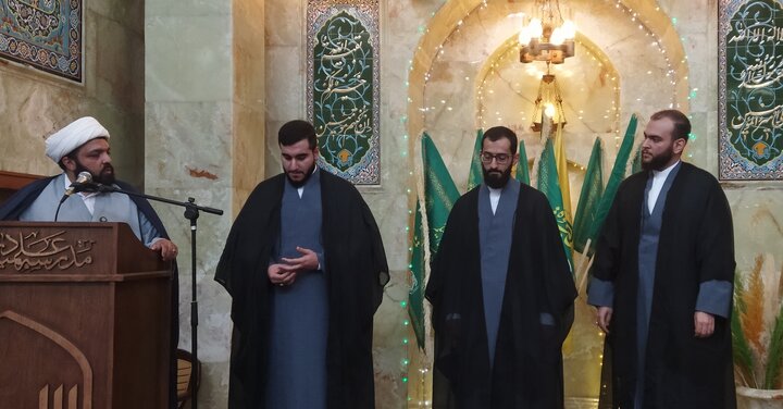 تصاویر/ مراسم عمامه گذاری طلاب مدرسه علمیه دارالسلام