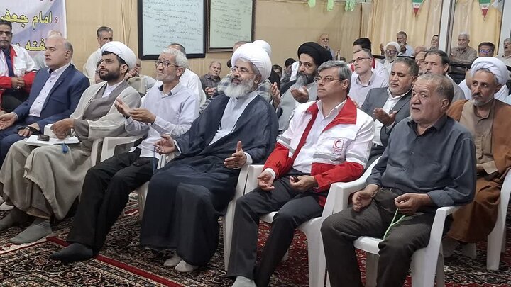 تصاویر/جشن ولادت پیامبر اکرم (ص) و امام جعفر صادق (ع) از طرف نماینده ولی‌فقیه در کاشان