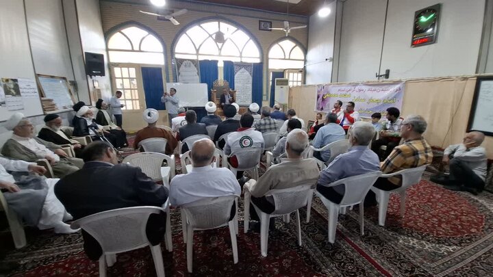 تصاویر/جشن ولادت پیامبر اکرم (ص) و امام جعفر صادق (ع) از طرف نماینده ولی‌فقیه در کاشان