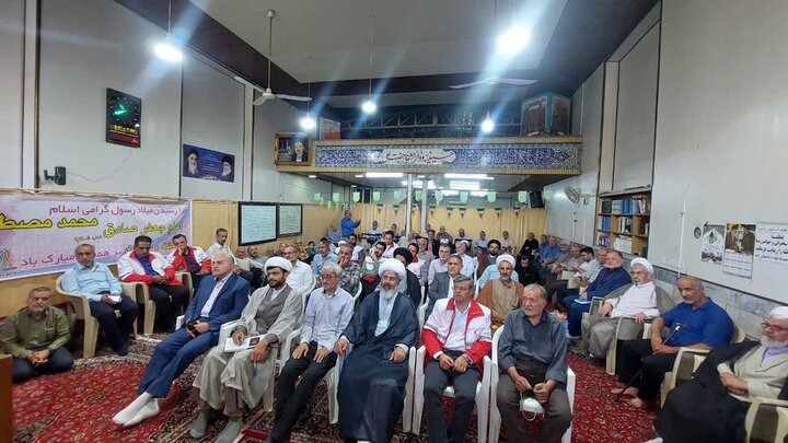تصاویر/جشن ولادت پیامبر اکرم (ص) و امام جعفر صادق (ع) از طرف نماینده ولی‌فقیه در کاشان