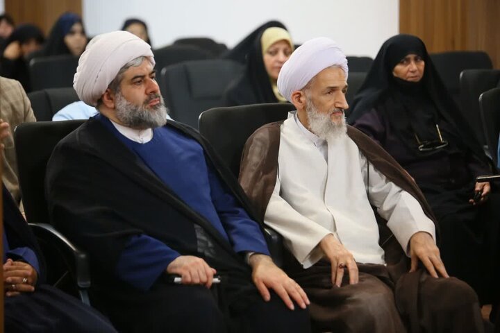 تصاویر/  دیدار تشکل های دینی و هیات مذهبی مازندران با نماینده ولی فقیه در استان