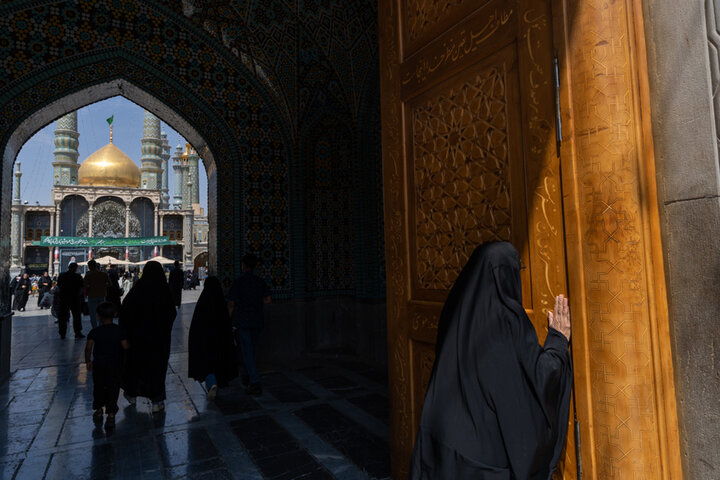 حرم حضرت معصومه (س) در روز میلاد پیامبر مهربانی