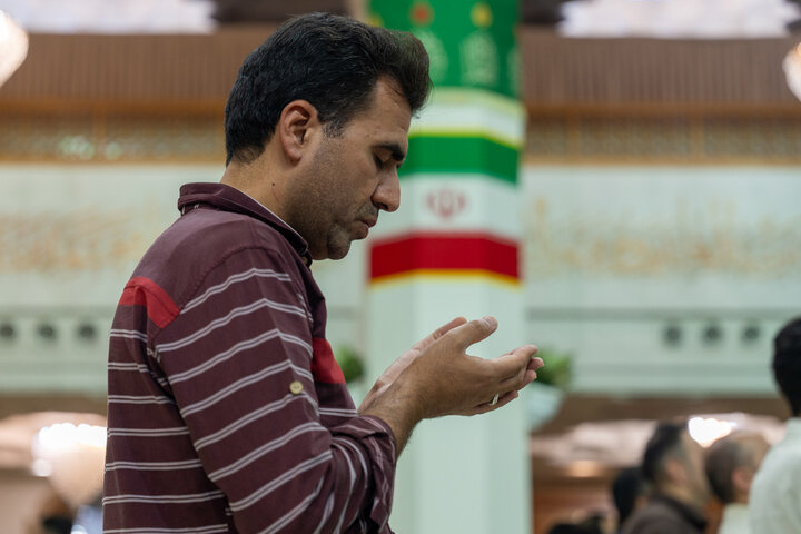 حرم حضرت معصومه (س) در روز میلاد پیامبر مهربانی
