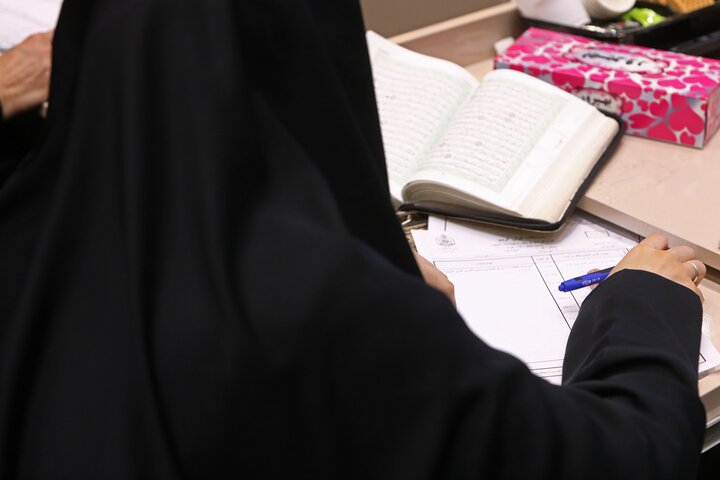تصاویر/ طنین آیات الهی در گود جامع قرآن؛ آغاز چهل و نهمین دوره مسابقات سراسری قرآن کریم استان قم