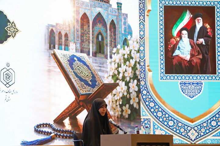 تصاویر/ طنین آیات الهی در گود جامع قرآن؛ آغاز چهل و نهمین دوره مسابقات سراسری قرآن کریم استان قم