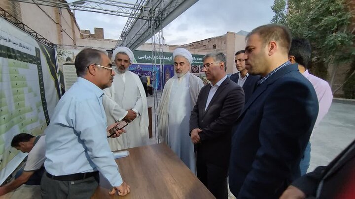 تصاویر/افتتاحیه نمایشگاه بزرگ «شهر وقف»در اراک