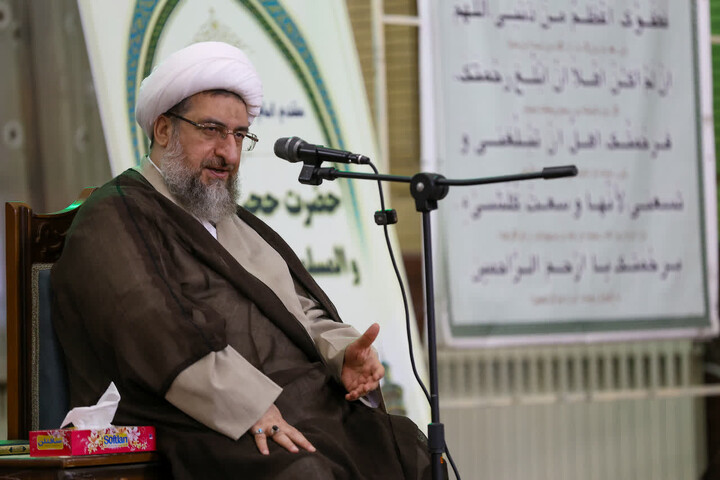تصاویر | حضور نماینده ولی فقیه در استان آذربایجان شرقی در مسجد امام خمینی (ره) شهرک یاغچیان تبریز