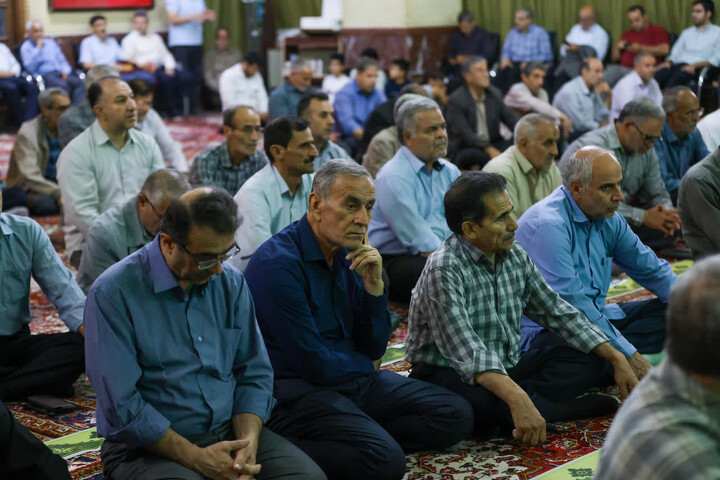تصاویر | حضور نماینده ولی فقیه در استان آذربایجان شرقی در مسجد امام خمینی (ره) شهرک یاغچیان تبریز