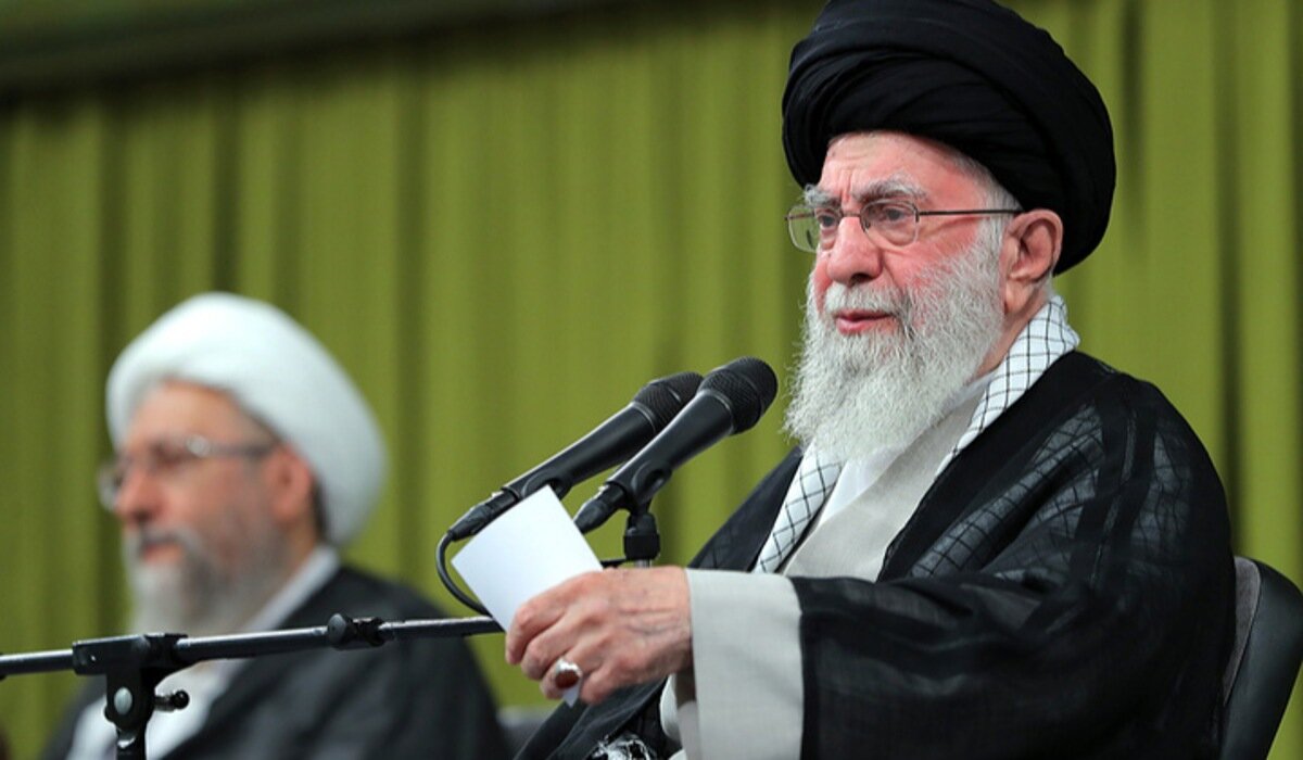 پناهگاهِ رهبر شهید؛ جست‌وجویی در خلوتِ آسمانیِ یک خادم