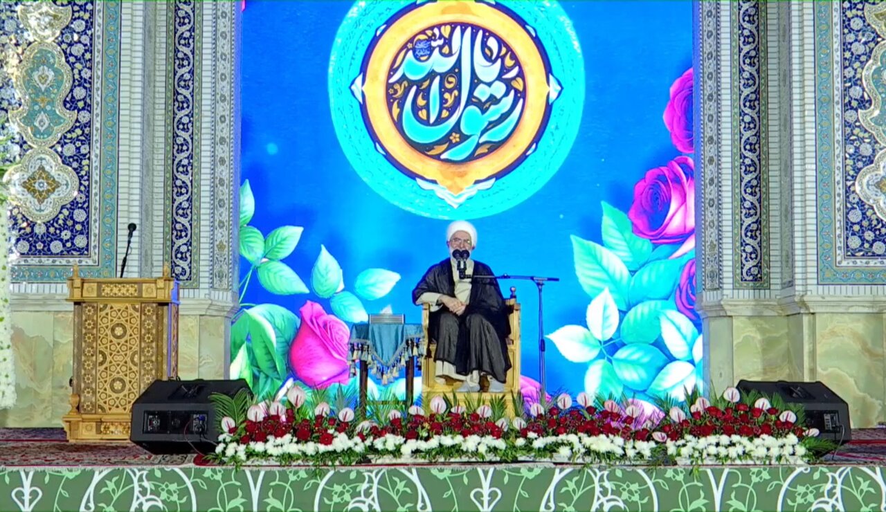 مراسم شب میلاد پیامبر رحمت حضرت محمد مصطفی(ص) و امام جعفر صادق(ع)