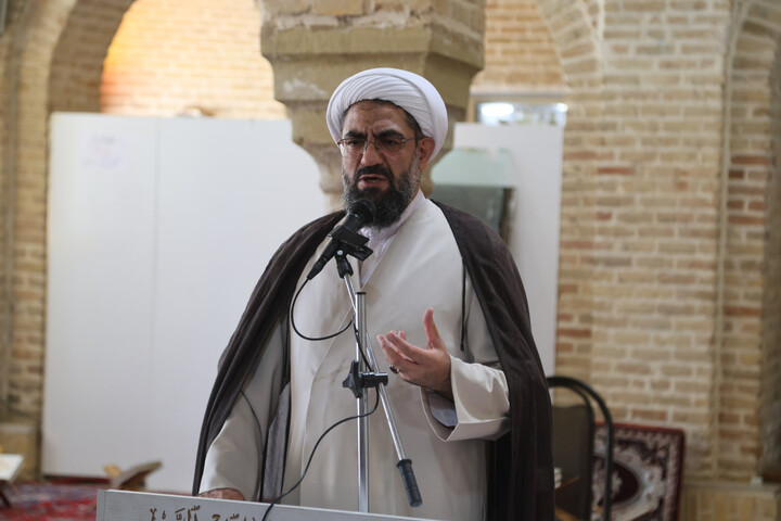تصاویر / تجلیل از دست اندرکاران و عوامل اجرائی اجلاسیه روز جهانی مسجد درهمدان