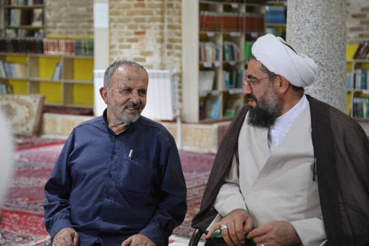 تصاویر / تجلیل از دست اندرکاران و عوامل اجرائی اجلاسیه روز جهانی مسجد درهمدان
