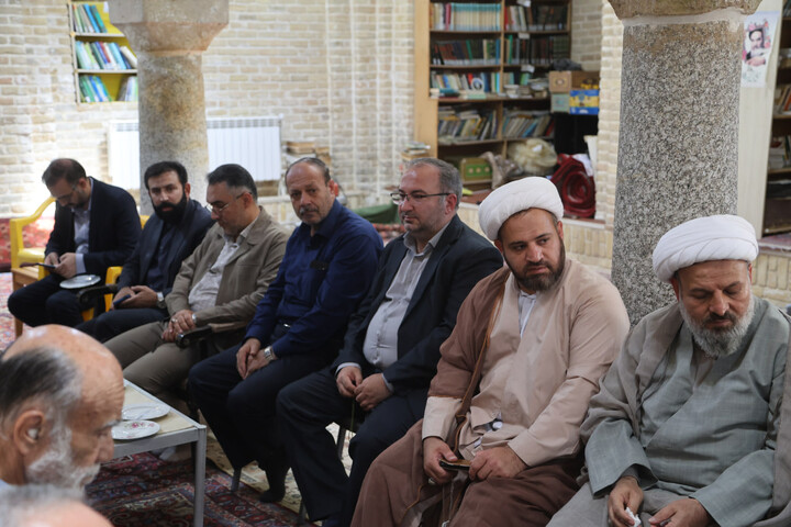 تصاویر / تجلیل از دست اندرکاران و عوامل اجرائی اجلاسیه روز جهانی مسجد درهمدان