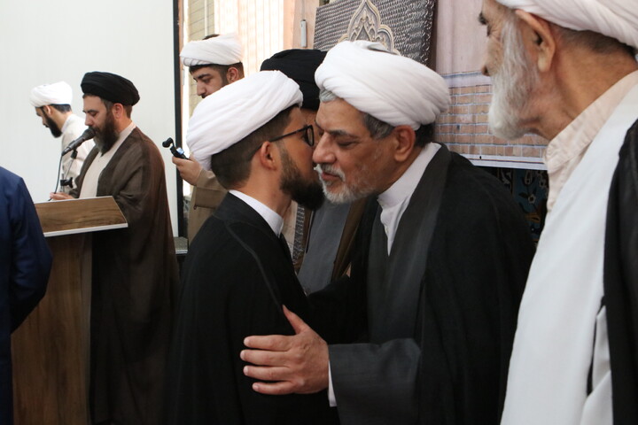 تصاویر/ مراسم عمامه گذاری در همدان