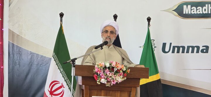 گزارش تصویری/برگزاری مراسم میلاد پیامبراعظم(ص) و کلنگ زنی فاز دوم دانشگاه حکمت شرق آفریقا در تانزانیا