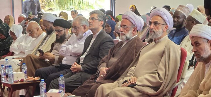 گزارش تصویری/برگزاری مراسم میلاد پیامبراعظم(ص) و کلنگ زنی فاز دوم دانشگاه حکمت شرق آفریقا در تانزانیا