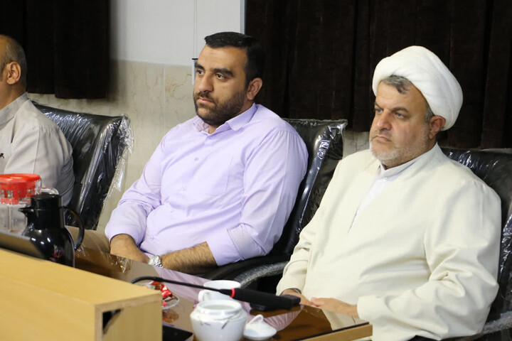 تصاویر|جلسه کارگاه آموزشی رابطین تهذیب مدارس حوزه علمیه اصفهان
